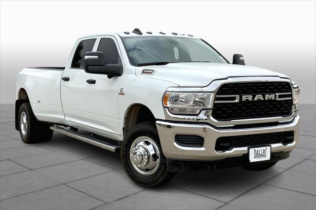 2024 RAM Ram 3500 RAM 3500 TRADESMAN CREW CAB 4X4 8 BOX