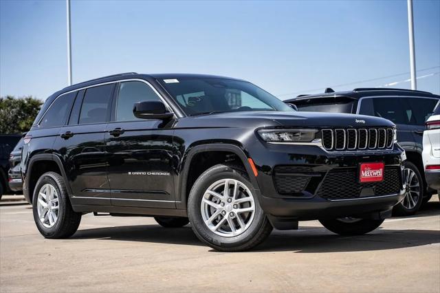 2024 Jeep Grand Cherokee GRAND CHEROKEE LAREDO X 4X4