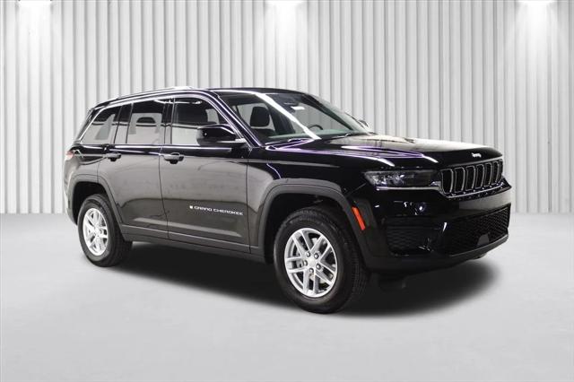 2024 Jeep Grand Cherokee GRAND CHEROKEE LAREDO X 4X4