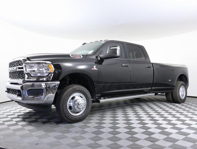 2024 RAM Ram 3500 RAM 3500 TRADESMAN CREW CAB 4X4 8 BOX