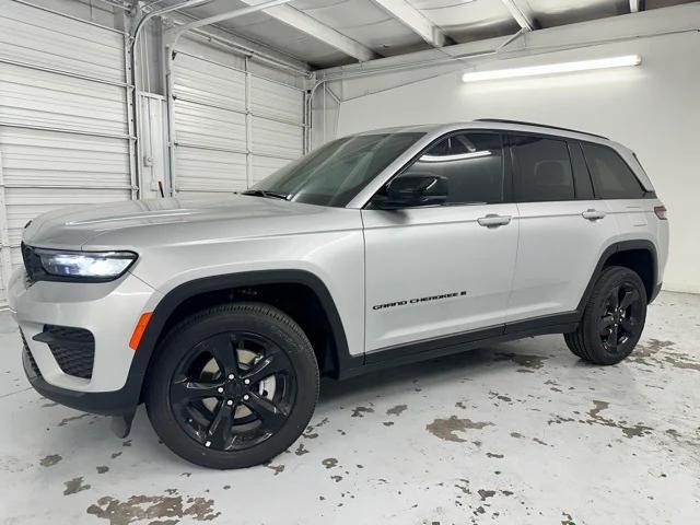 2024 Jeep Grand Cherokee GRAND CHEROKEE ALTITUDE 4X2