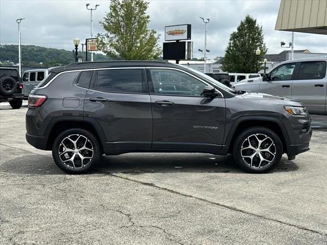 2024 Jeep Compass COMPASS LIMITED 4X4