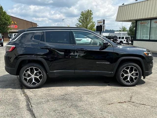 2024 Jeep Compass COMPASS LIMITED 4X4