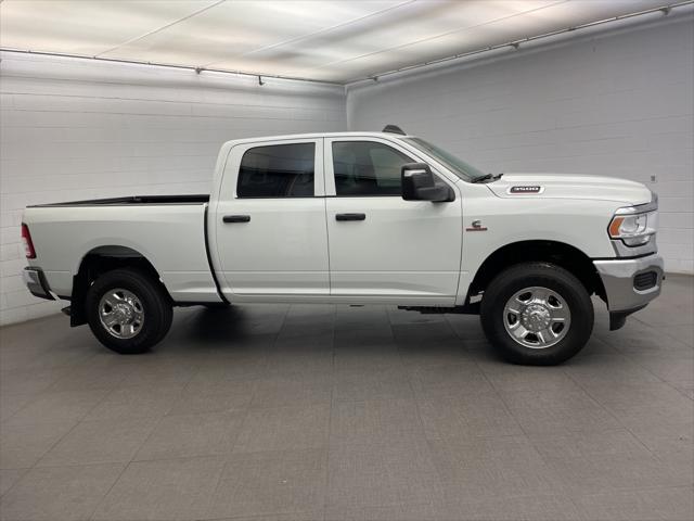 2024 RAM Ram 3500 RAM 3500 TRADESMAN CREW CAB 4X4 64 BOX