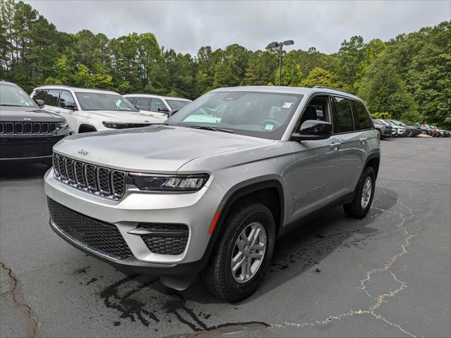 2024 Jeep Grand Cherokee GRAND CHEROKEE LAREDO 4X2