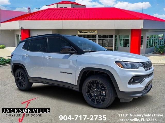 2024 Jeep Compass COMPASS LATITUDE 4X4