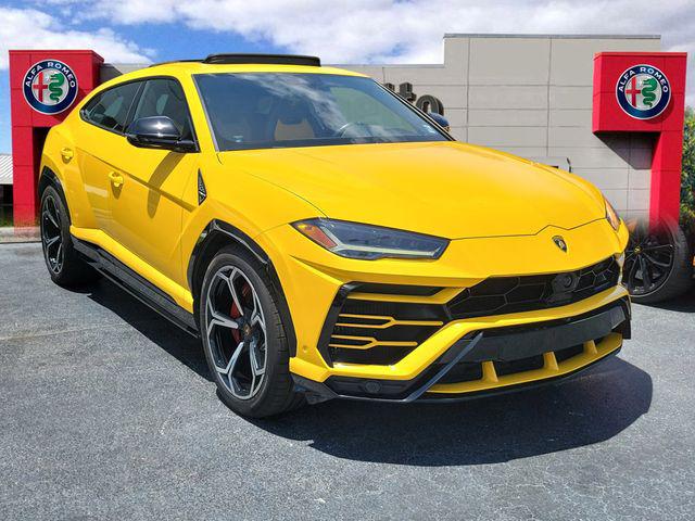 2019 Lamborghini Urus AWD 2019 Lamborghini Urus AWD