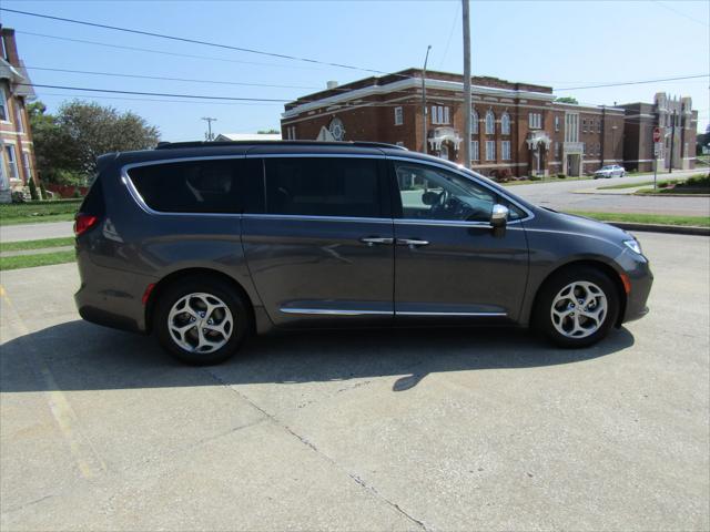 2022 Chrysler Pacifica Limited