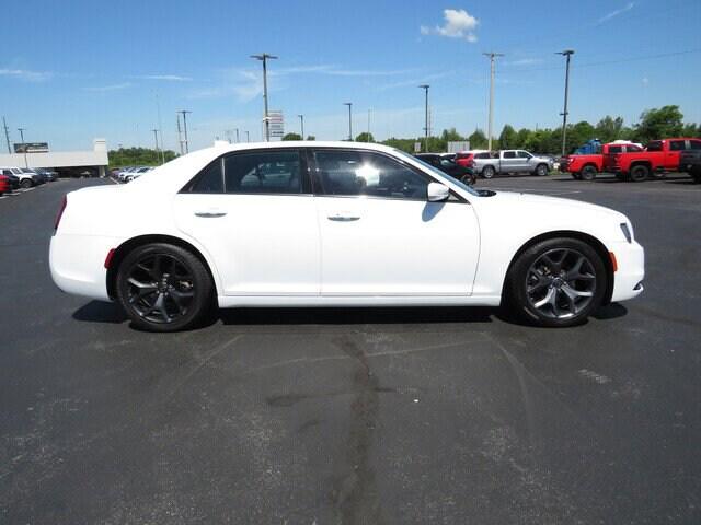 2022 Chrysler 300 S