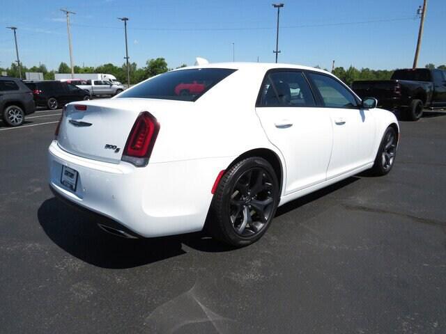 2022 Chrysler 300 S