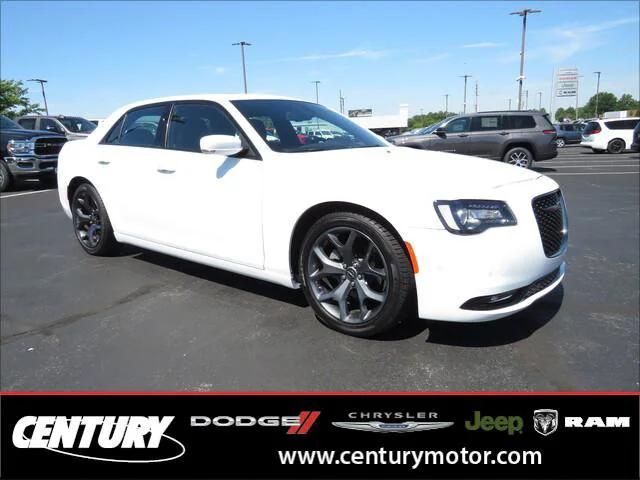 2022 Chrysler 300 S