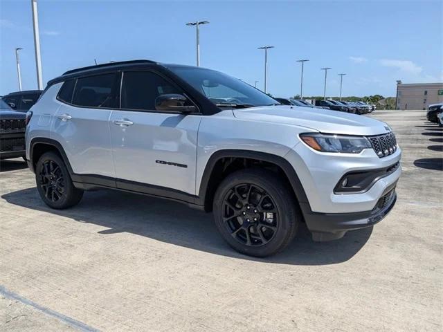 2024 Jeep Compass COMPASS LATITUDE 4X4