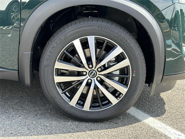 2024 Nissan Pathfinder Platinum 4WD