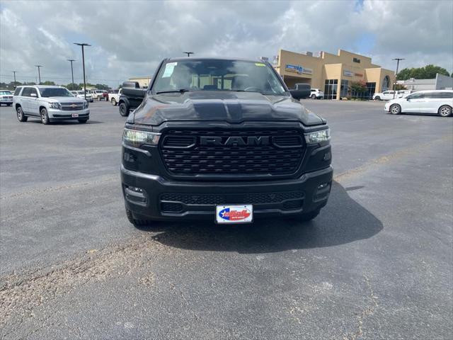 2025 RAM Ram 1500 RAM 1500 TRADESMAN QUAD CAB 4X2 64 BOX