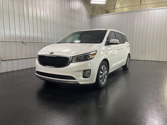 2016 Kia Sedona SX