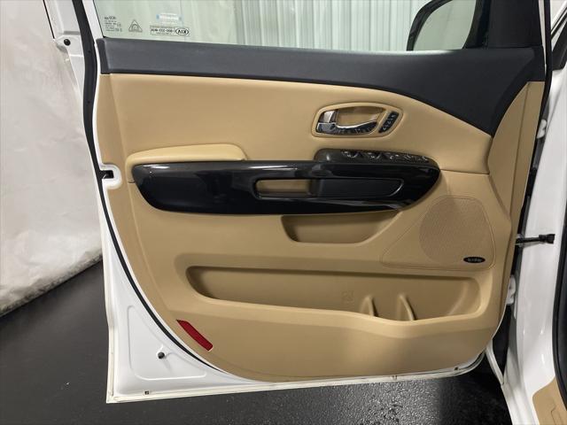 2016 Kia Sedona SX