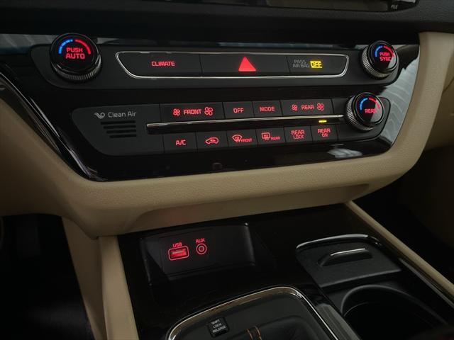 2016 Kia Sedona SX