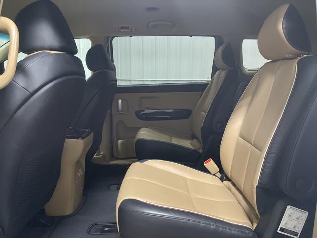 2016 Kia Sedona SX