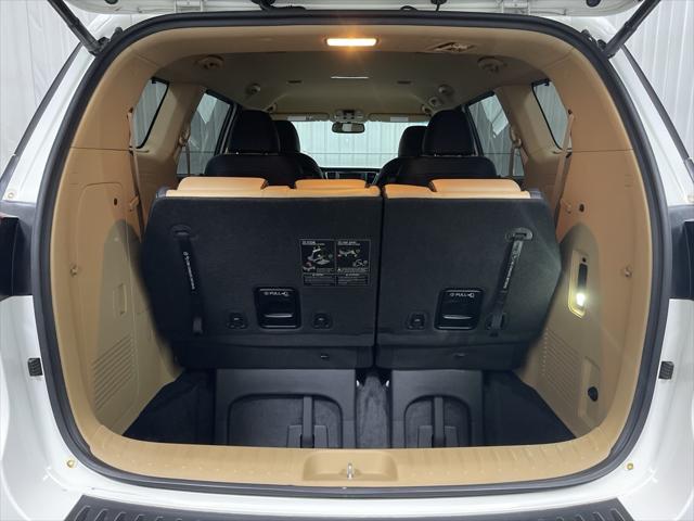2016 Kia Sedona SX