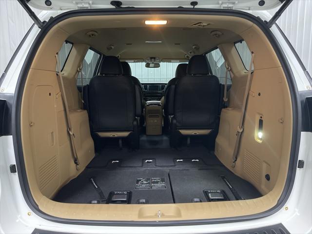 2016 Kia Sedona SX