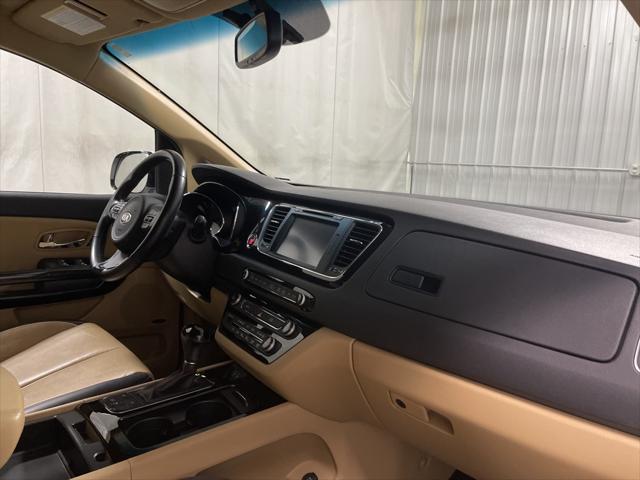 2016 Kia Sedona SX
