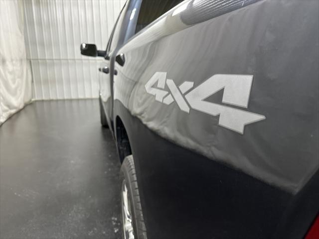 2019 Ram 1500 Big Horn/Lone Star Crew Cab 4x4 57 Box