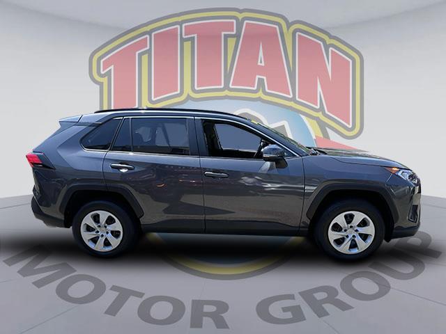 Used 2019 Toyota RAV4 LE with VIN JTMG1RFV1KJ011346 for sale in Lynbrook, NY