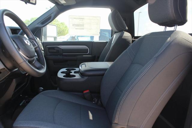 2024 Ram 3500 Tradesman/SLT