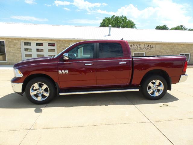 2017 RAM 1500 Big Horn Crew Cab 4x4 57 Box