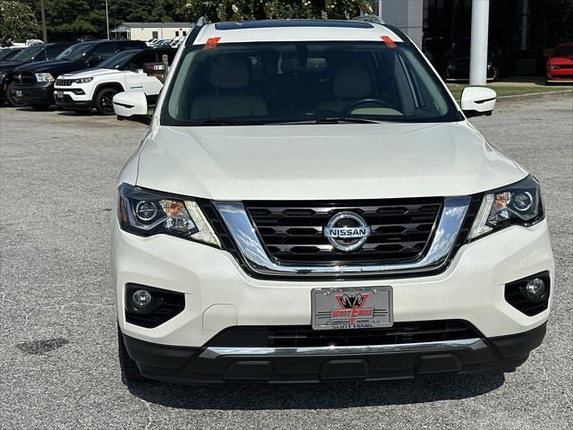 2020 Nissan Pathfinder Platinum 2WD