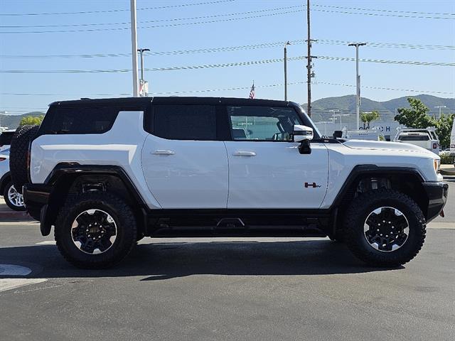 2024 GMC HUMMER EV SUV 3X 17