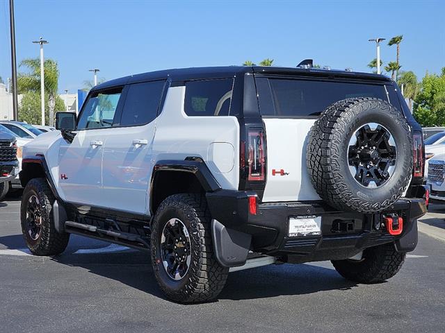 2024 GMC HUMMER EV SUV 3X 18