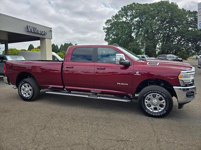 2024 RAM Ram 3500 RAM 3500 LARAMIE CREW CAB 4X4 8 BOX