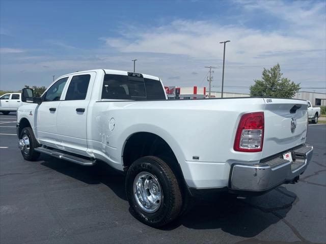 2024 RAM Ram 3500 RAM 3500 TRADESMAN CREW CAB 4X4 8 BOX