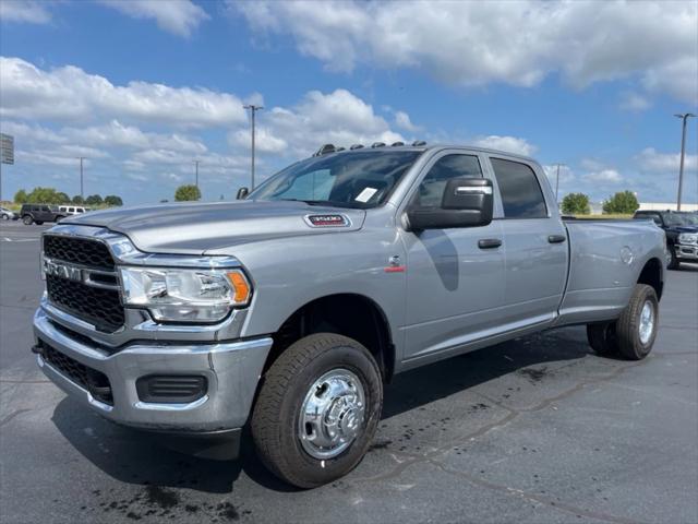 2024 RAM Ram 3500 RAM 3500 TRADESMAN CREW CAB 4X4 8 BOX