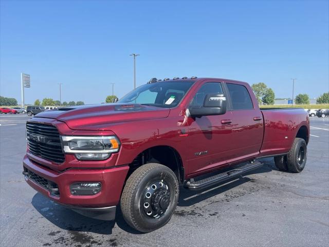 2024 RAM Ram 3500 RAM 3500 LARAMIE CREW CAB 4X4 8 BOX