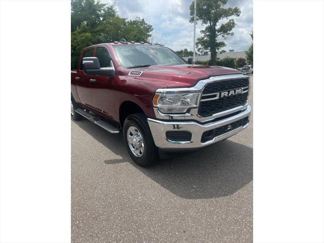 2024 RAM Ram 2500 RAM 2500 TRADESMAN CREW CAB 4X4 64 BOX