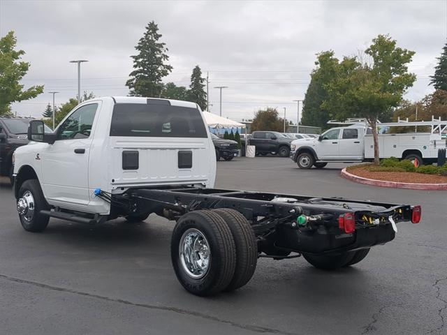 2024 RAM Ram 3500 Chassis Cab RAM 3500 TRADESMAN CHASSIS REGULAR CAB 4X4 84 CA