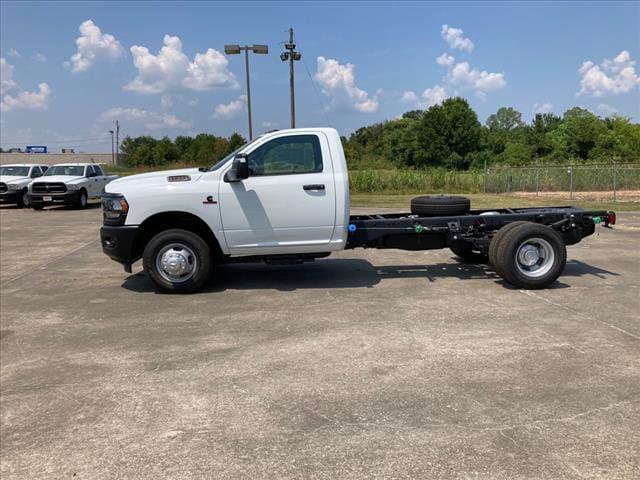 2024 RAM Ram 3500 Chassis Cab RAM 3500 TRADESMAN CHASSIS REGULAR CAB 4X4 84 CA