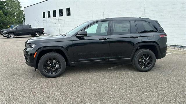 2024 Jeep Grand Cherokee GRAND CHEROKEE ALTITUDE 4X4