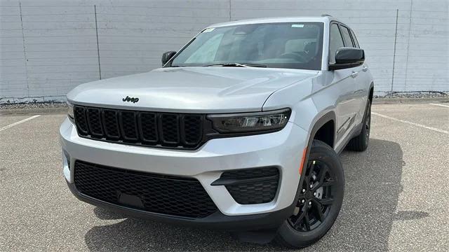 2024 Jeep Grand Cherokee GRAND CHEROKEE ALTITUDE 4X4