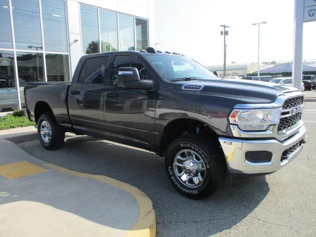 2024 RAM Ram 2500 RAM 2500 TRADESMAN CREW CAB 4X4 64 BOX