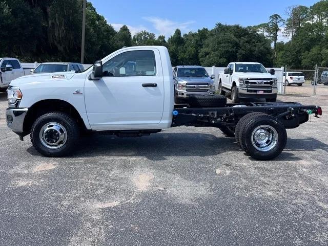 2024 RAM Ram 3500 Chassis Cab RAM 3500 TRADESMAN CHASSIS REGULAR CAB 4X2 60 CA