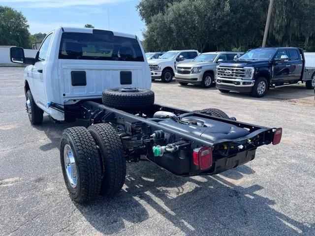 2024 RAM Ram 3500 Chassis Cab RAM 3500 TRADESMAN CHASSIS REGULAR CAB 4X2 60 CA