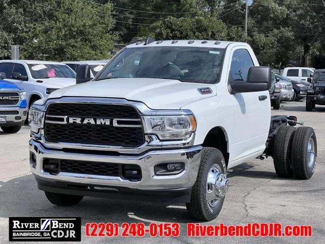 2024 RAM Ram 3500 Chassis Cab RAM 3500 TRADESMAN CHASSIS REGULAR CAB 4X4 60 CA