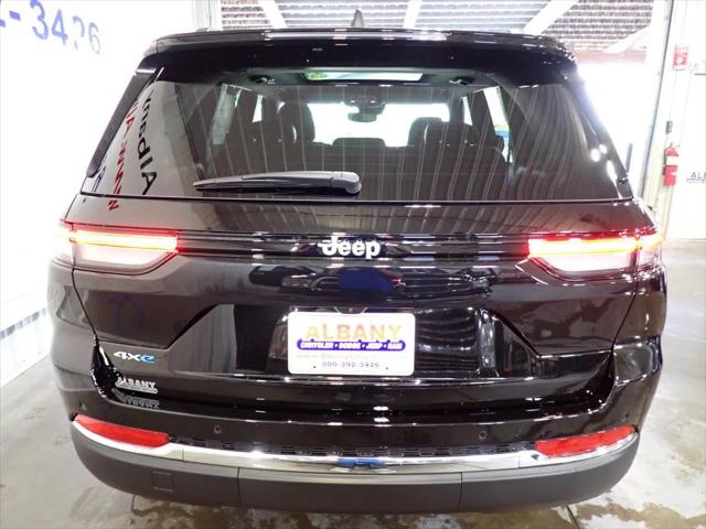2024 Jeep Grand Cherokee Unknown