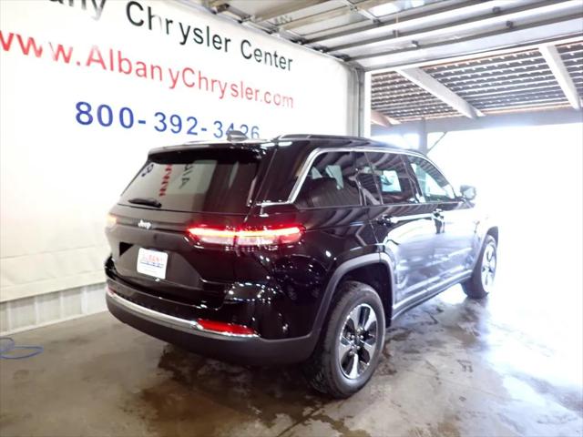 2024 Jeep Grand Cherokee Unknown