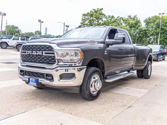 2024 RAM Ram 3500 RAM 3500 TRADESMAN CREW CAB 4X4 8 BOX