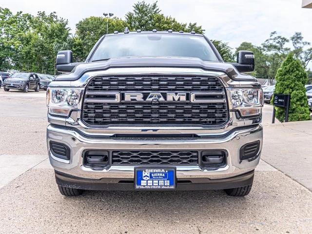 2024 RAM Ram 3500 RAM 3500 TRADESMAN CREW CAB 4X4 8 BOX