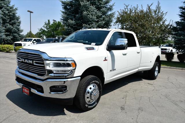 2024 RAM Ram 3500 RAM 3500 LARAMIE CREW CAB 4X4 8 BOX